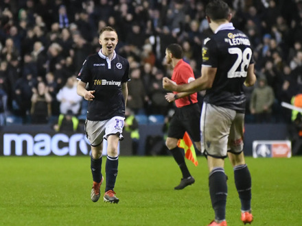 Millwall vs Derby County (Championship) (Eigen vervoer)