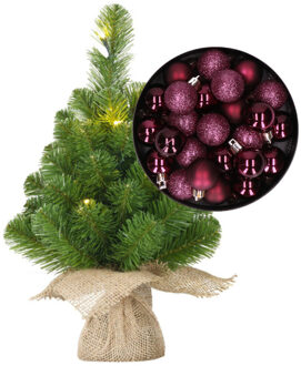 Mini kerstboom/kunstboom met verlichting 45 cm en inclusief kerstballen aubergine paars - Kunstkerstboom