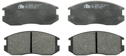 Mitsubishi Remblokken set 13046059532