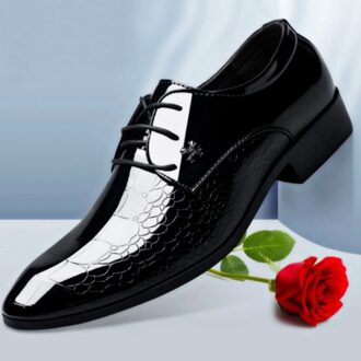 Mode Italiaanse Oxford Schoenen Voor Mannen Luxe Heren Lakleer Bruiloft Schoenen Heren Wees Teen Kleding Schoenen Plus 45 38
