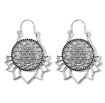 Mode Vrouwen Zonnebloem Shape Hol Graveren Legering Oorbellen Sieraden zilver