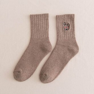 Mode Warme Vrouwen Effen Kleur Sokken Japanse Cartoon Badstof Sokken Borduren Afdrukken Vrouwen Sport Ademend Dikke Sokken