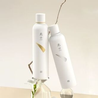 Moist And Glossy Body Lotion - 2 Flavors Mango Sweet From Litchi - 250g