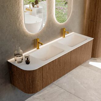 Mondiaz KURVE 155 cm Onderkast Greeploos 2 Lades Met Deuren Walnut, Wastafel Solid Surface Rechts Talc 2 Kraangaten Zonder Spiegel (KRVCLO155L2L1D2KD-Wal/Tal)