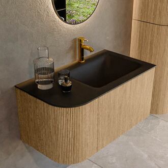 Mondiaz KURVE 85 cm Onderkast Greeploos 1 Lade Met Deuren Oak, Wastafel Solid Surface Rechts Urban 1 Kraangat Zonder Spiegel (KRVCLO85L1L1D1KR-Oak/Urb)