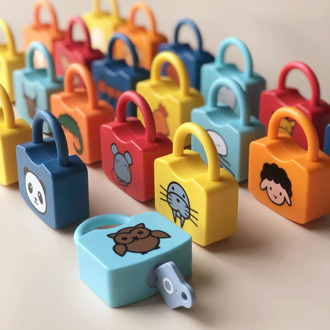 Monterssori Materials Early Educational Teaching Aids Toys Baby Lock Key Match Monterssori Alphabet Number Learning Toy