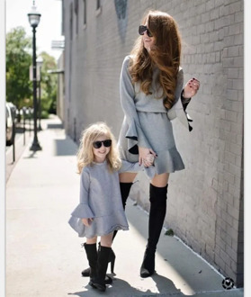 Mother Daughter Flare Sleeve Dresses 2018 Family Matching Outfits Mommy And Me Clothes Family Solid Look
