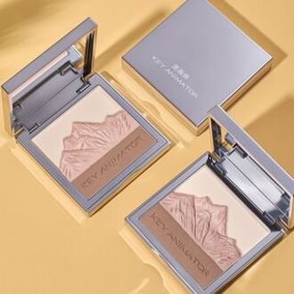 Mountain Embossed Highlighter & Contour Palette 10.5g