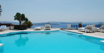 Mr & Mrs White Oia - Santorini