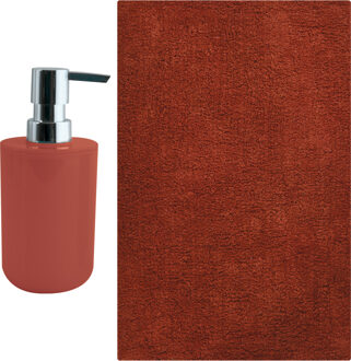 MSV badkamer droogloop mat - Napoli - 45 x 70 cm - met bijpassend zeeppompje - steenrood