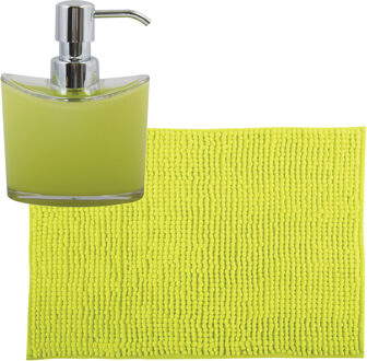 MSV badkamer droogloop mat/tapijtje - 40 x 60 cm - en zelfde kleur zeeppompje 260 ml - lime groen - Badmatjes