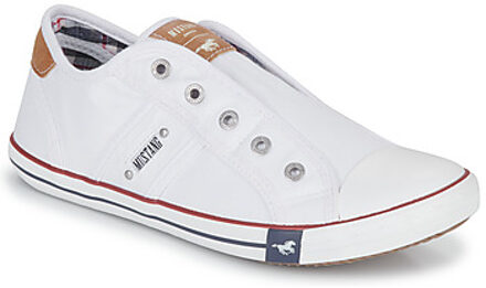 Mustang Lage Sneakers Mustang NAJERILLA" Wit - 38,39,40,41