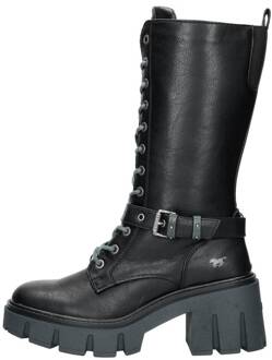 Mustang Veterschoenen Hoog Zwart - 39