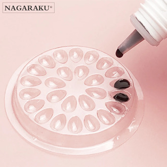 NAGARAKU Eyelashes Makeup Maquiage 100pcs Plastic Disposable Eyelash Glue Holder Pallet with Adhesive Base for Eyelash Extension