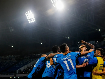 Napoli vs Verona (Serie A) (Vliegtuig)