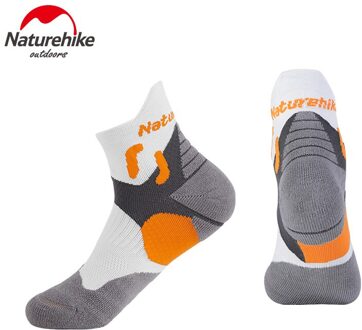 Naturehike Outdoor Marathon Training Sokken Zweet-Absorberende Ademend Sneldrogend Basketbal Sokken Running Sportsokken grijs wit / 39-41