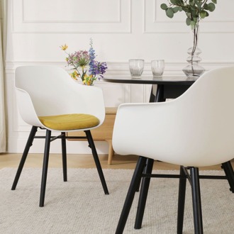 Nena-Liz eetkamerstoel wit met okergeel zitkussen - zwart houten onderstel
