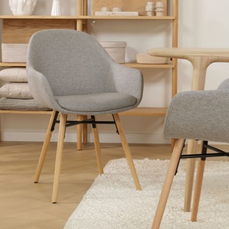 Nena-Mae eetkamerstoel warm grijs - houten onderstel
