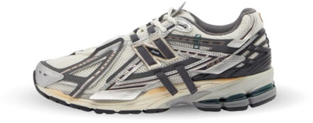 New Balance 1906a silver metalic castlerock Zilver - 37,5