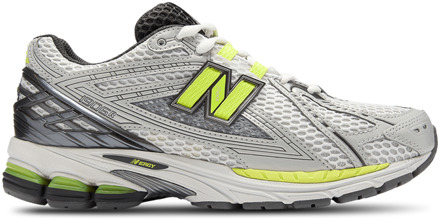 New Balance 1906R Sneakers Dames - Zilver - Maat 37 - Leer Silver