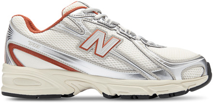 New Balance 740 Sneakers Dames - Beige - Maat 40.5 - Leer