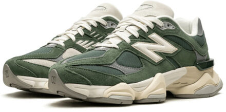 New Balance 9060 green suede Groen - 43