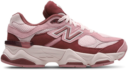 New Balance 9060 Kindersneakers - Roze - Maat 36 - Mesh/Synthetisch Pink