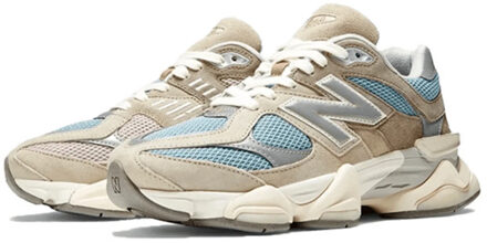 New Balance 9060 sea salt blue - maat 44,5 Beige