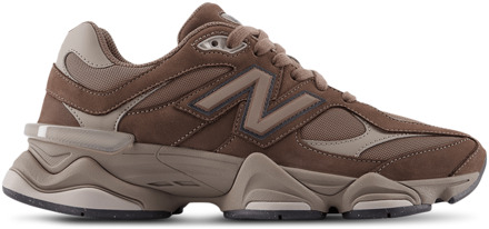 New Balance 9060 Sneakers Dames - Beige - Maat 40 - Leer
