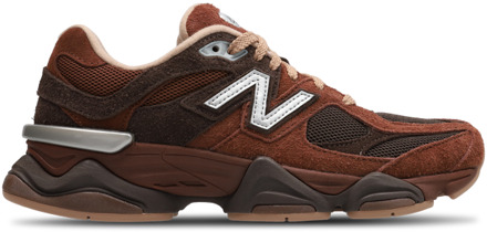 New Balance 9060 Sneakers Dames - Bruin - Maat 40.5 - Leer Brown