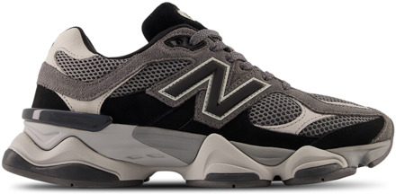 New Balance 9060 Sneakers Dames - Zwart - Maat 37.5 - Leer Black