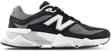 New Balance 9060 Sneakers Dames - Zwart - Maat 39.5 - Leer Black
