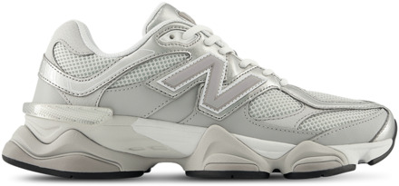 New Balance 9060 Sneakers Heren - Grijs - Maat 44 - Leer Grey