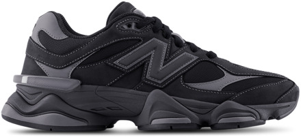 New Balance 9060 Sneakers Heren - Zwart - Maat 43 - Leer Black