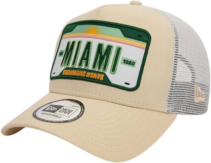 New Era Beige Miami Plate Trucker Cap New Era , Beige , Heren - ONE Size