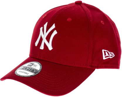 New Era League Basic New York Yankees Cap Scarlet