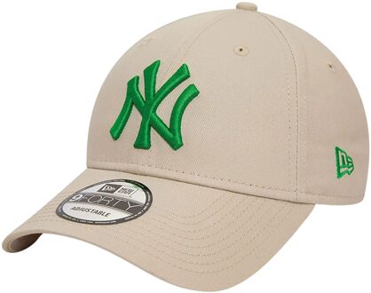 New Era NY Yankees League Essential 9Forty Cap Senior beige - groen - 1-SIZE