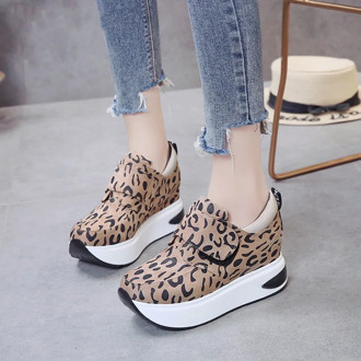 New Women Sneakers 2020 Breathable Wedges Platform Vulcanize Shoes Woman Sexy Leopard HOOK & LOOP Casual Shoes Tenis Feminino