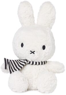 Nijntje 24182024 Nijntje Winter Zittend 23 Cm Multikleur