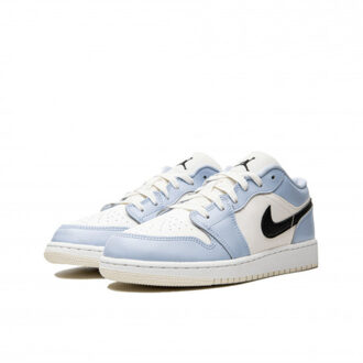 Nike Air jordan 1 low ice blue (gs) - maat 40 Blauw