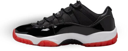 Nike Air jordan 11 retro low bred (2025) - maat 42,5 Zwart