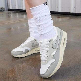 Nike Air max 1 pure platinum Grijs - 45,5