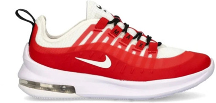 Nike air max axis in de kleur rood.