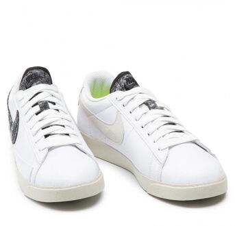 Nike Blazer Low SE Lace-Up Wit Leer Damestrainers DA4934 100 - EU 36.5 / UK 3.5