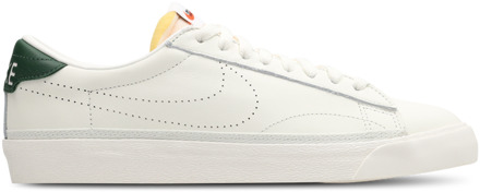 Nike Classic Sneakers Heren - Beige - Maat 44 - Mesh/Synthetisch