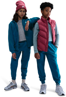 Nike Club Broeken Kinder - Groen - Maat 137 - 147 CM Green