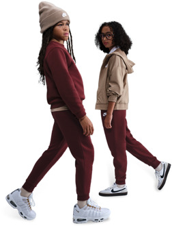 Nike Club Broeken Kinder - Rood - Maat 122 - 128 CM Red