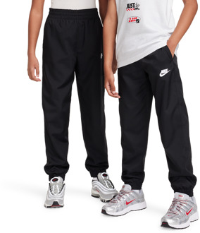 Nike Club Woven Broeken Kinder - Zwart - Maat 147 - 158 CM Black