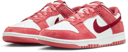Nike Dunk low adobe valentine's day (w) - maat 42 Roze