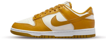 Nike Dunk low next nature light curry (w) - maat 37,5 Geel